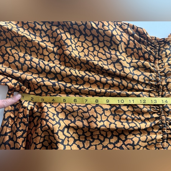 Vintage 70s 80s On The Rocks Animal Print Short Sleeve Belt Jumpsuit Romper - Picture 14 of 16